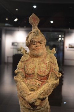 天王俑