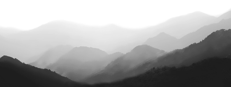 水墨群山