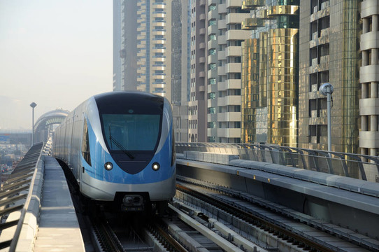 迪拜地鐵列車；阿拉伯聯(lián)合酋長(zhǎng)國(guó)