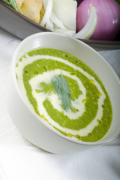 菠菜湯
