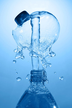 水