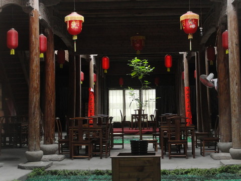 老屋內(nèi)景