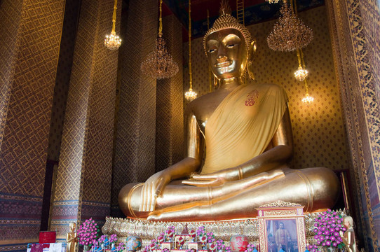 Sitting Buddha的形象