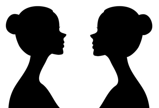 女性剪影