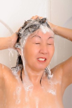 洗頭洗澡