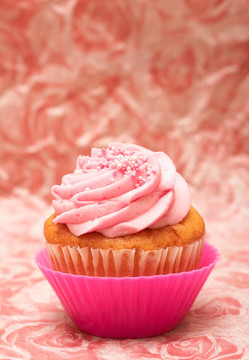 草莓冰Vanilla cupcake