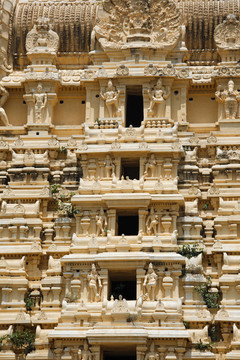 Gopuram（塔）的印度教寺廟