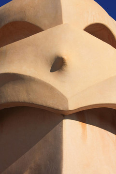 巴塞羅那和高德？拉佩德雷拉或Casa Mila