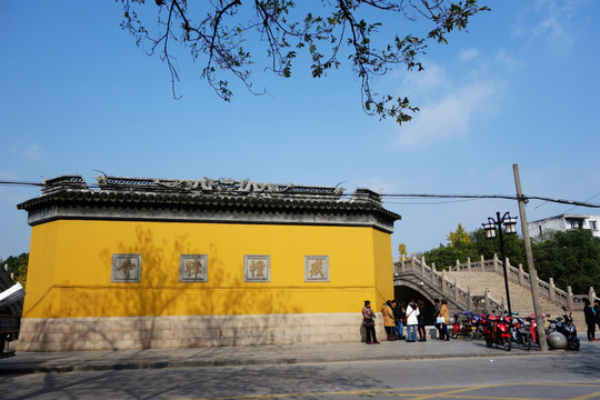 戒幢律寺 照壁