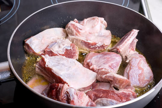 炒肉