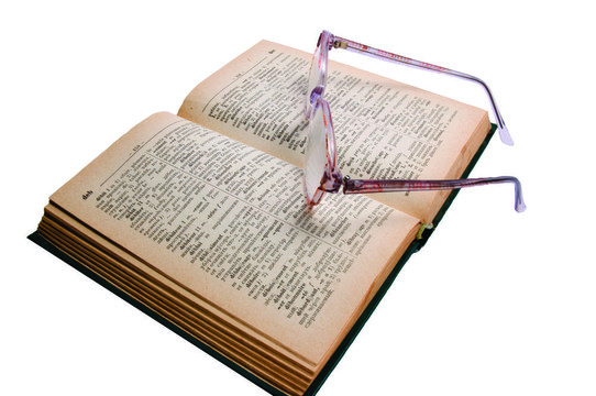 眼鏡和書
