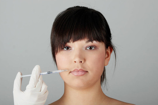 女人要注射肉毒桿菌