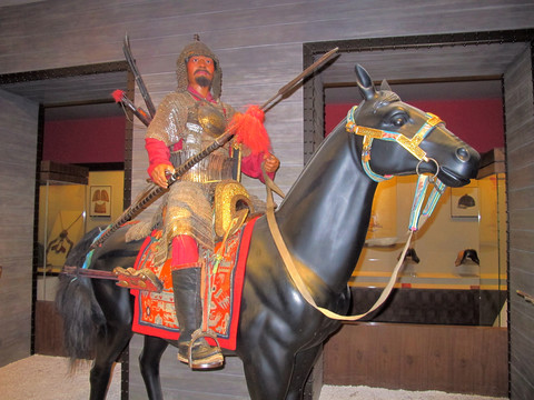 武士 騎兵 塑像