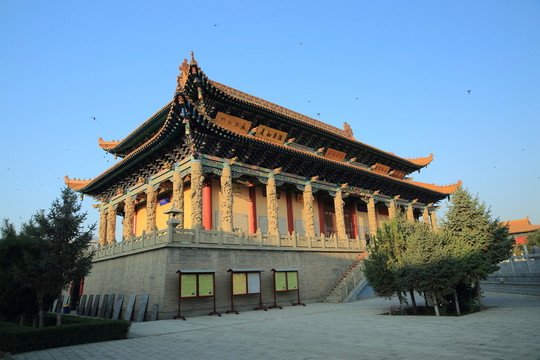 鳩摩羅什寺