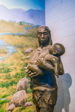 原始人塑像
