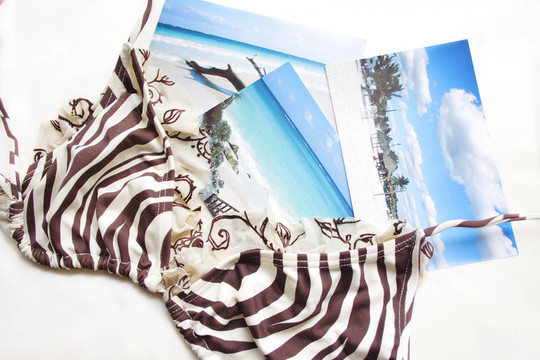 Bikini和海灘pichures