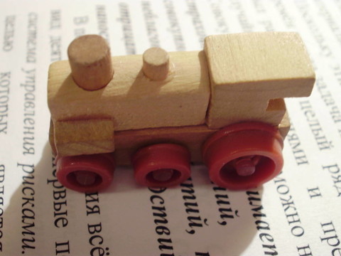 木制機(jī)車。