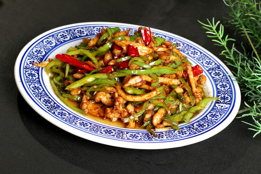 尖椒肉絲