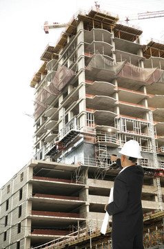 設(shè)計(jì)一個(gè)建筑
