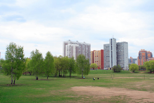 春天在城市公園