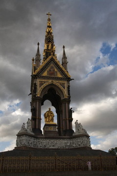 Prince Albert。