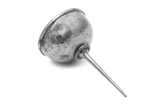 古代的注油器