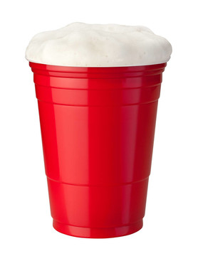 塑料杯啤酒