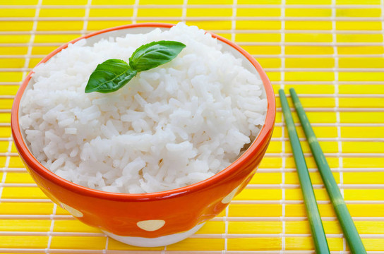 碗里的飯