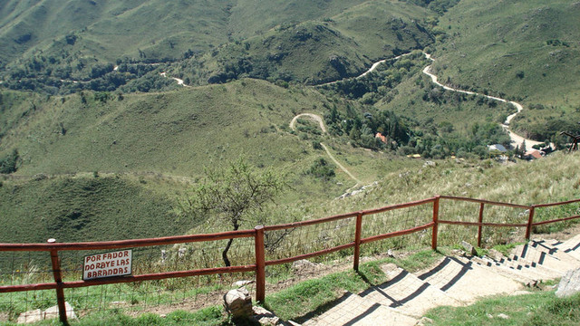 長(zhǎng)路迢迢