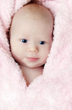 一個(gè)月大的嬰兒