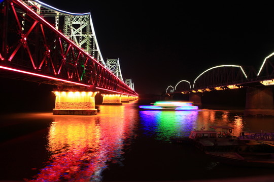 鴨綠江大橋夜景