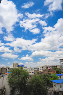 藍天白云