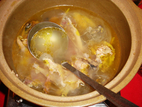 滋補(bǔ)雞湯