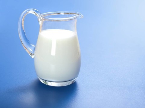 一升牛奶