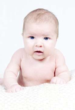 新生的嬰兒