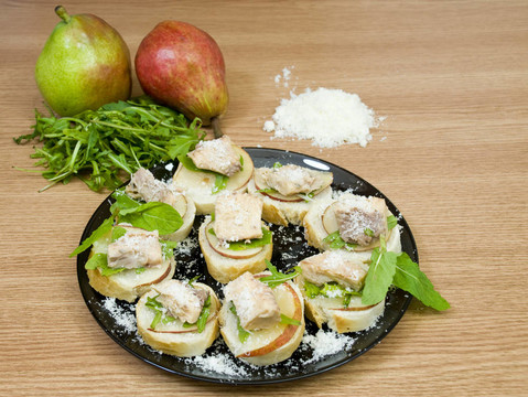 鮭魚(yú)開(kāi)胃菜