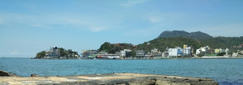 高雄碼頭與對岸景觀