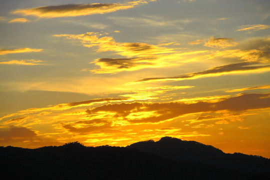 落日夕陽(yáng)