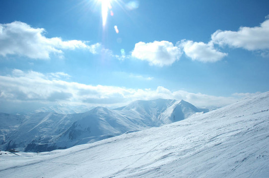 冬下高山