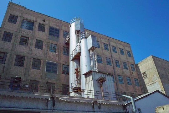 舊工業(yè)建筑的測量和添加新的塔