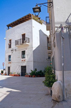 莫諾波利的更新。Apulia。