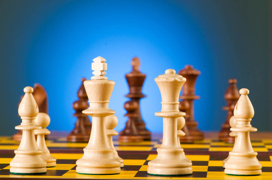 棋子與棋盤上棋子的概念