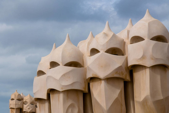 Casa Mila；巴塞羅那；西班牙