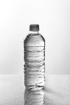 一瓶水