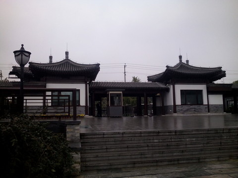 公園入口