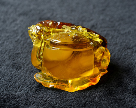 琥珀蜜蠟