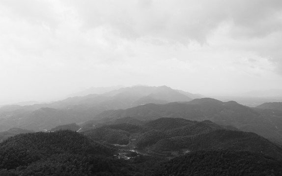 墨色山水