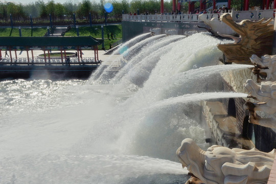 龍頭 噴水
