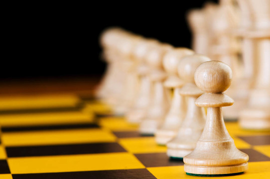 棋子與棋盤上棋子的概念