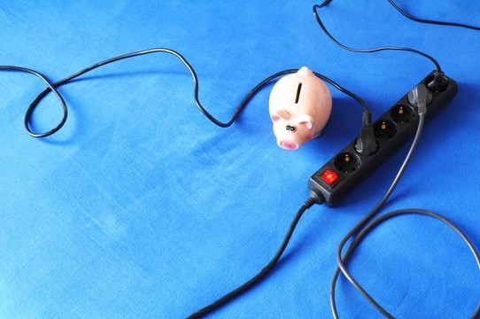 電源插頭